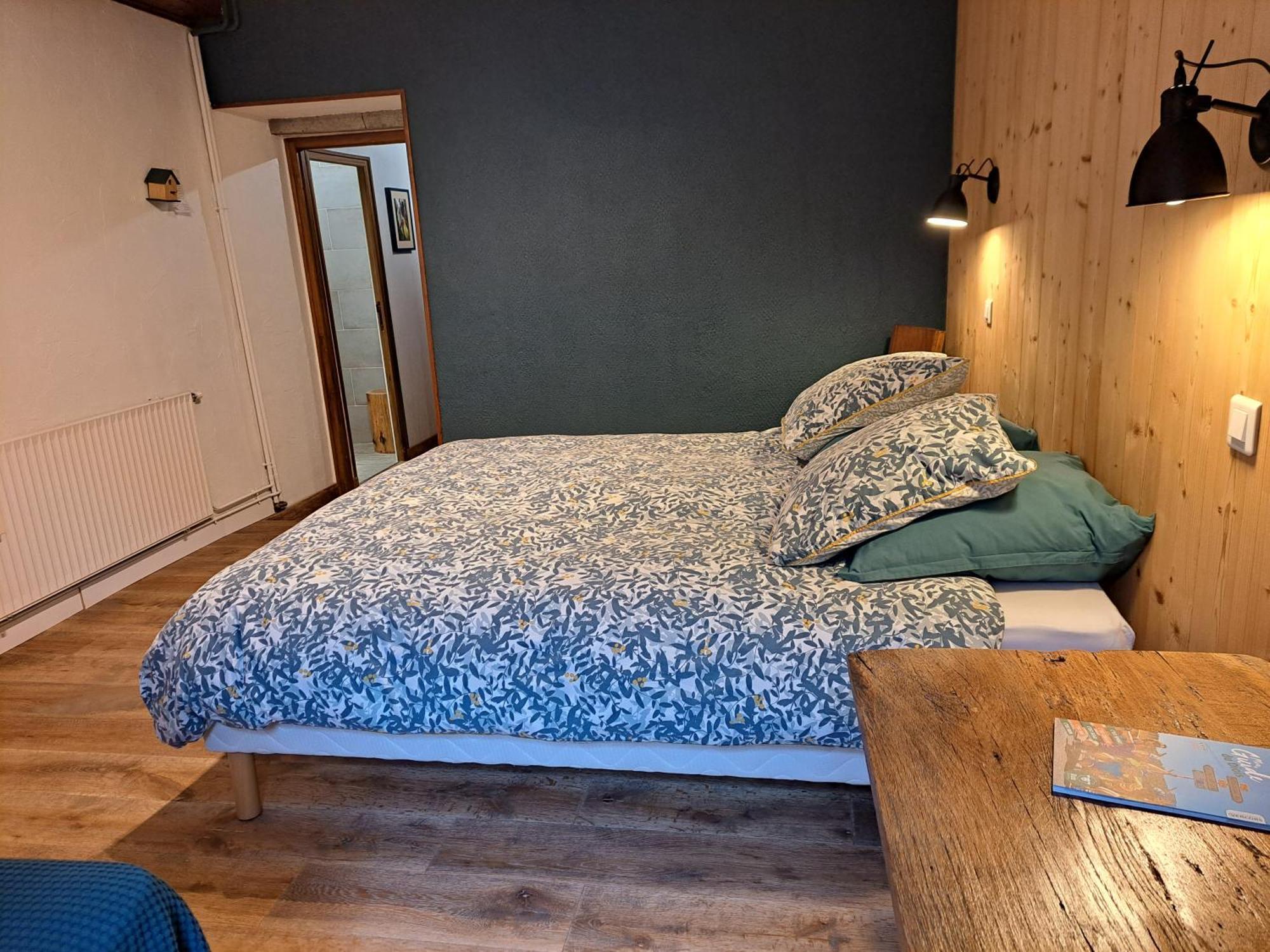 Bed and Breakfast Le Sareymond Menée Exteriér fotografie