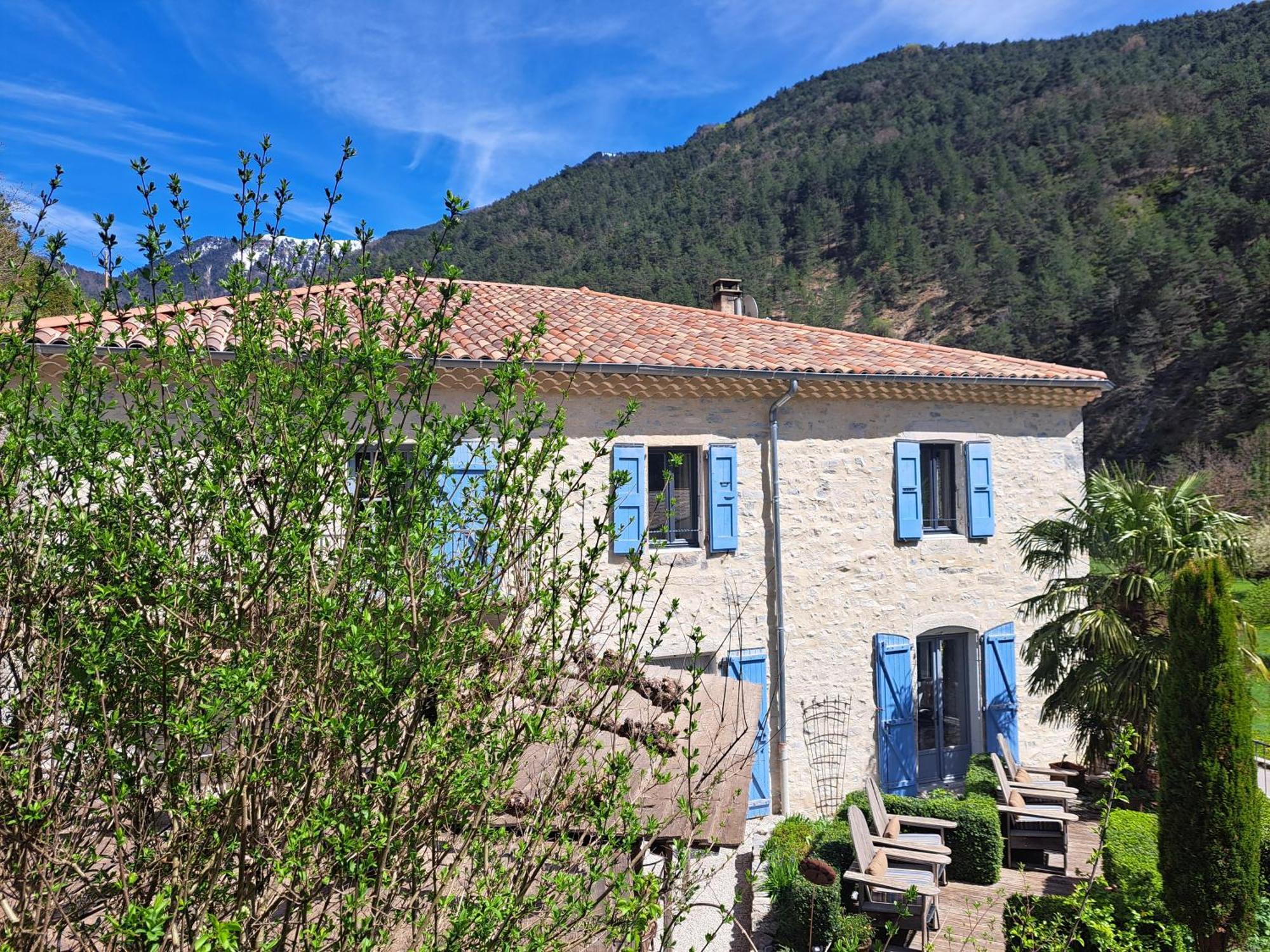 Bed and Breakfast Le Sareymond Menée Exteriér fotografie